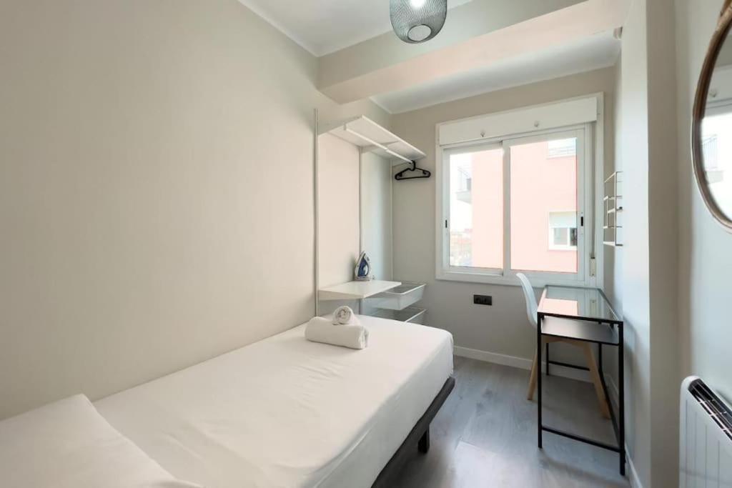 Bebarceloner Sant Andreu Apartments - 3 Bedrooms Esterno foto